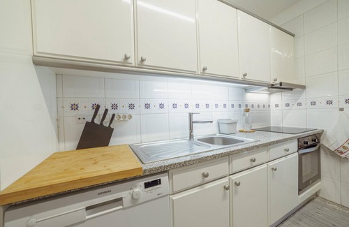 Leixões Apartment | Matosinhos Center Premium Apartment by Vacationy