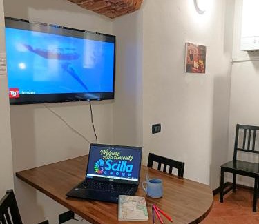 Rho Apartment | Matteotti 51 - vicino a Rho Fiera, Ospedale Galeazzi e Stazione di Rho -