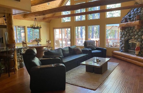 Truckee Ski Chalet | Matterhorn Mountain House 13.25 tax after booking