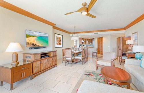 Kaanapali Villa | Maui Resort Rentals: Hyatt Residence Club – 3BR Oceanfront Upper Floor VIlla