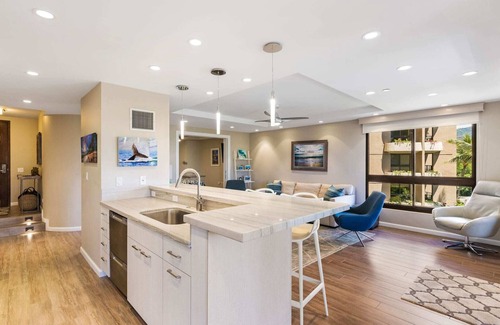 Kaanapali Condo | Maui Resort Rentals: Kaanapali Ali'i 362 - Elegantly Remodeled 6th Floor 2BR w/ Ocean AND Mountain Views!