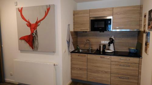 Schliersee Apartment | Maurers Schlierseetraum 6, Studio 455 mit 42 qm neu renoviert, Erdgeschoss mit eingezäunter Terrasse in ruhiger Lage am Kirchbichlweg 8