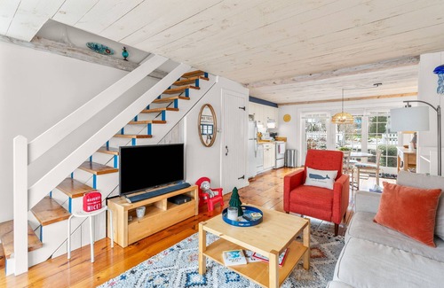 Mashpee House | Maushop Village-2 bedroom, 1.5 baths. Sleeps 4, with private beach