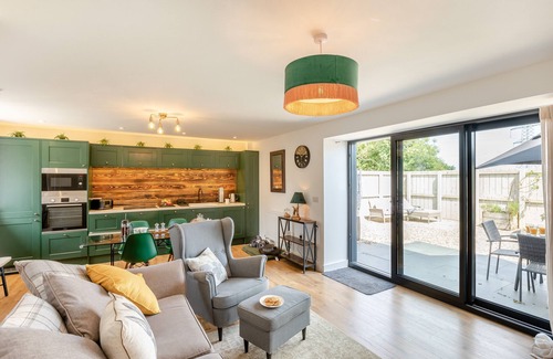 Barnstaple House | Mavis Cottage - Swanmoor Grange