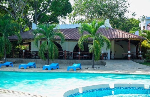 Mtongwe Apartment | Maweni Beach Cottages
