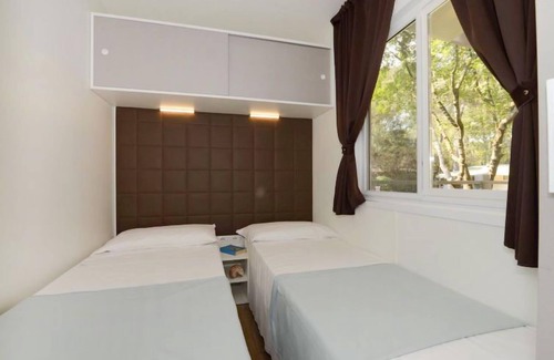 Baia Domizia House | Maxi Caravan Capri by Interhome
