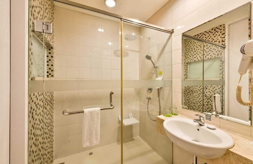 Melawai Hotel | MaxOneHotels Premier Melawai