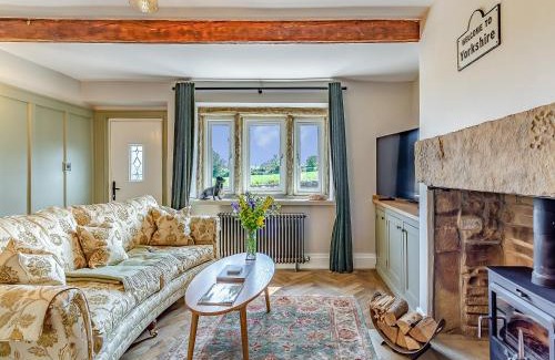 Halifax House | May Cottage