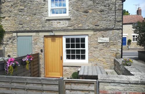 Snainton House | May Cottage