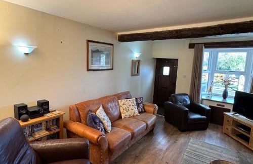 Tideswell House | May Cottage