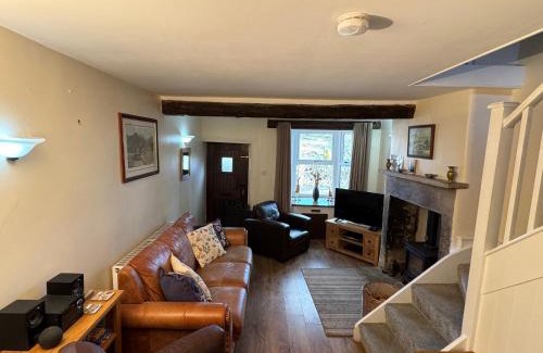 Tideswell House | May Cottage