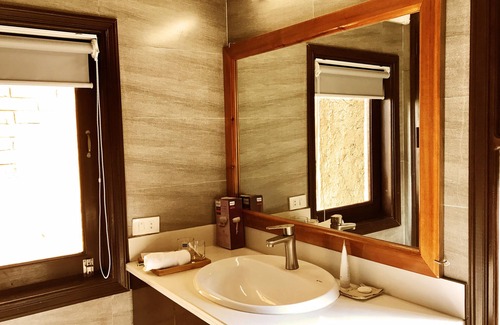 Hoa Lu Hotel | May Homestay Ninh Binh