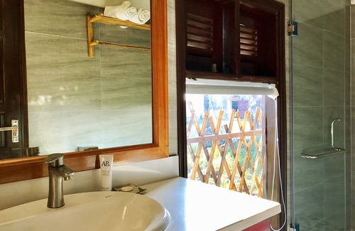 Hoa Lu Hotel | May Homestay Ninh Binh