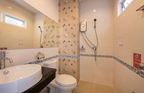 Karon Hotel | May House Karon Beach
