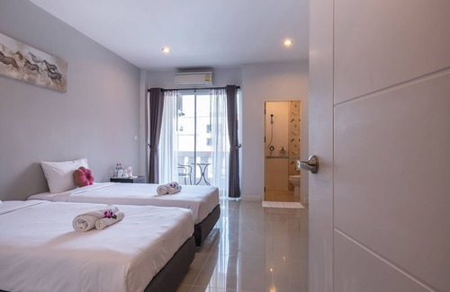 Karon Hotel | May House Karon Beach