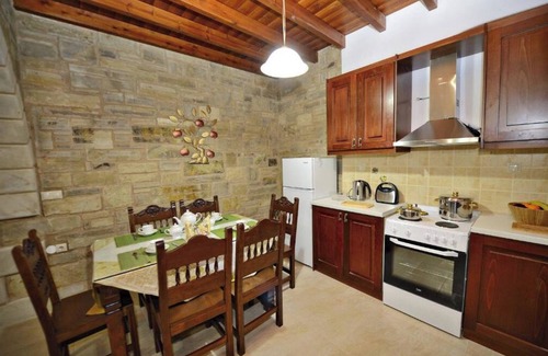 Zerviana Villa | May offer! Book at a discounted rate, valid until 31st May.