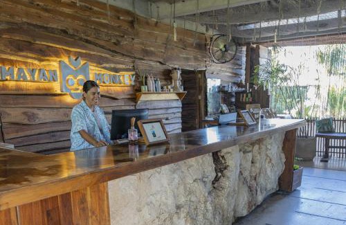 Isla Mujeres Hotel | Mayan Monkey Isla Mujeres - Social Hotel