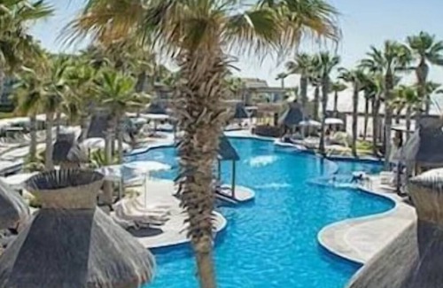Centro Apartment | Mayan Palace 1BR suite with AC, WiFi in peaceful Puerto Peñasco