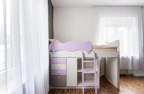 Oppum Apartment | Maybach 4-Zimmer Apartment - groß, hochwertig, nah Düsseldorf Messe