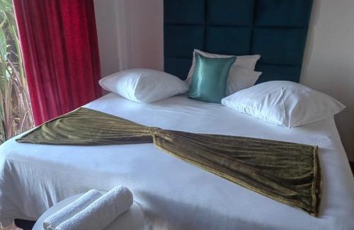 Saldanha House | MayBach Hills Palace Guesthouse
