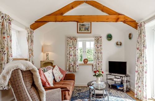 Mount Cottage | MAYBERRY COTTAGE, romantic, character holiday cottage in Bodmin