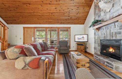 Branson West House | Mayberry Lodge Cabin