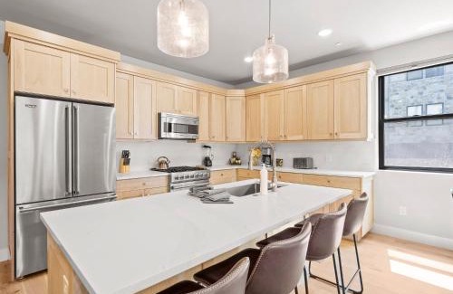 Rio Grande Resort | Mayflower Lakeside 3 Bedroom Mountain Retreat