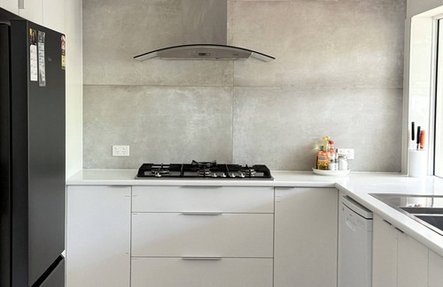 Hallett Cove House | Mayflower Stunning Seaview House