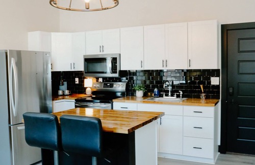Aberdeen Apartment | Mayor's Suite offers a cozy loft for rent with beautiful historical views