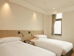 Daehangno Hotel | Mayplace Hotel