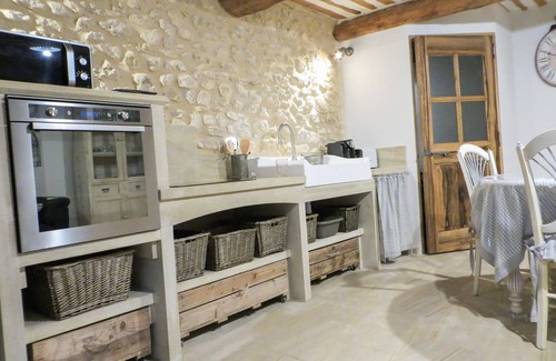 La Roque-sur-Pernes House | Mazet recently renovated in the heart of Provence and its hills
