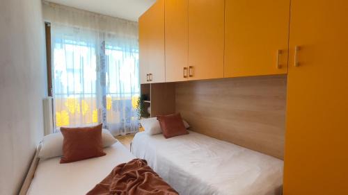 San Benedetto di Lugana Apartment | Mazzarona Family Apartment - Luminoso appartamento con piscina al secondo piano