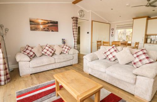 Borth House | McAuliffe Lodge