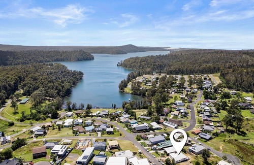 Conjola Park House | McGrath welcome's you to Conjola Park House in Conjola