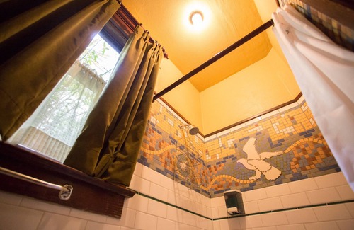 Eliot Hotel | McMenamins White Eagle