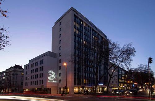 Stadtmitte Hotel | Me and All Hotel Dusseldorf, by Hyatt