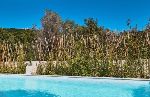 Miholascica Villa | MEACres Sun -secluded pool villa 150 meters from beach