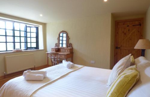 Fowey House | Meadow Cottage