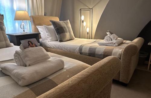Harnham House | Meadow Cottage