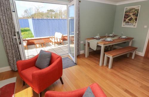 Haverfordwest House | Meadow Croft