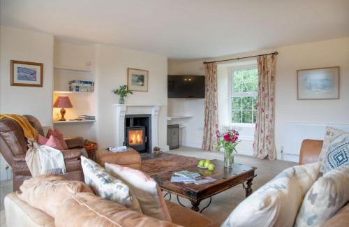 Mylor Churchtown House | Meadow House