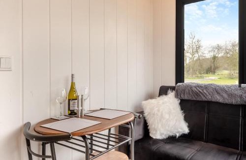 Alford House | Meadow Lodge - Uk48561