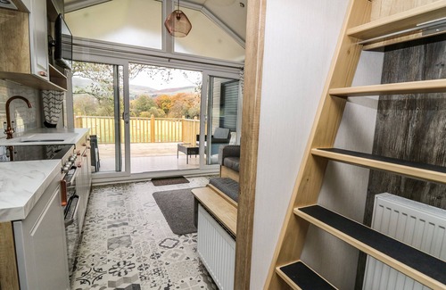 Llandrindod Wells Cottage | Meadow Retreat