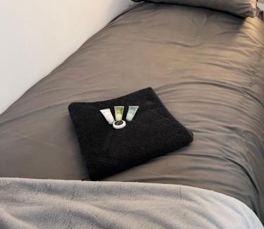 Avonmouth House | Meadow Street Rooms