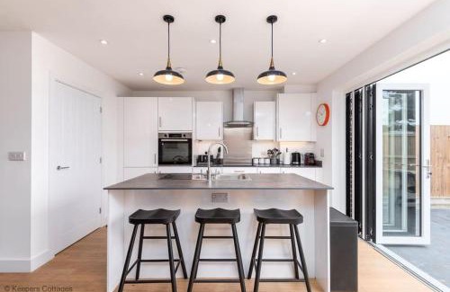 Deal House | Meadow View