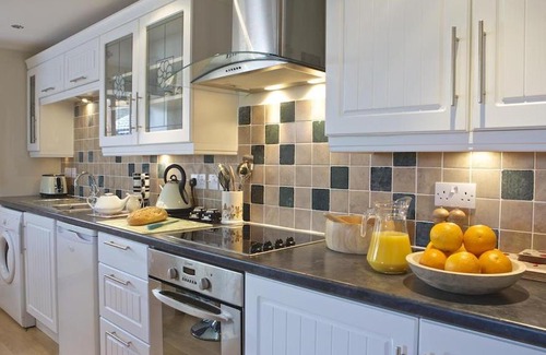 Ivybridge House | Meadow View