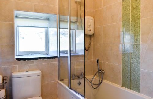 Staveley House | Meadowbank Lodge