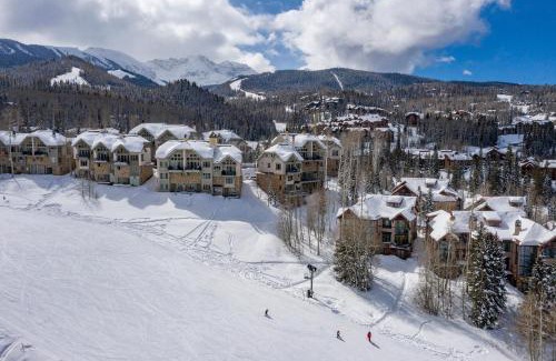Mountain Village Ski Chalet | Meadows Run Modern by Exceptional Stays