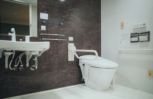 Shinsaibashi Hotel | Meander Osaka