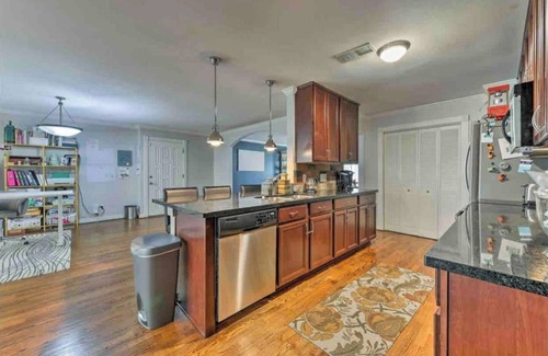 South Main House | Med Center Pad Near NRG Stadium 3BD Organic